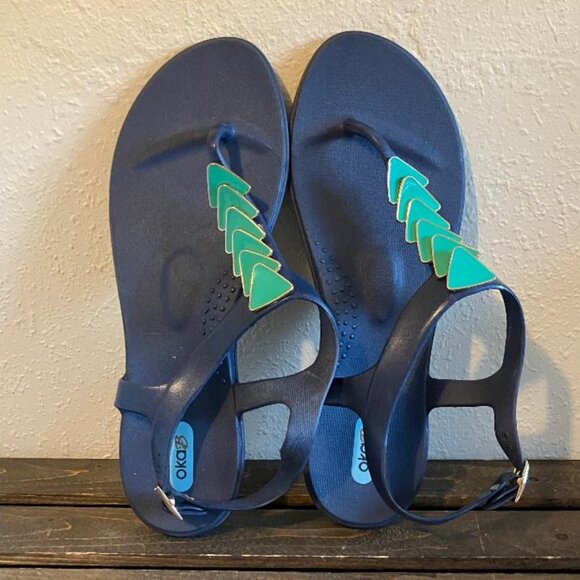 OKA-B Women's Navy Blue Triangle Accent T-Strap Thong Rubber Sandals Size 10 - Picture 5 of 6